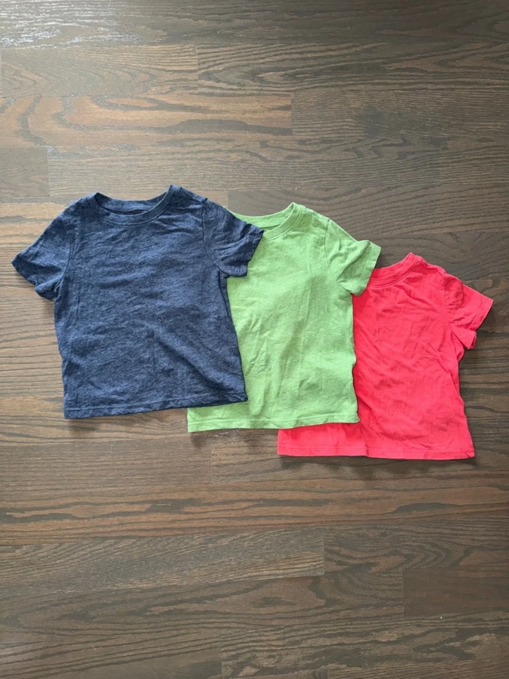 Old Navy Short-Sleeve T-Shirt Trio - Navy, Green & Red | 3T
